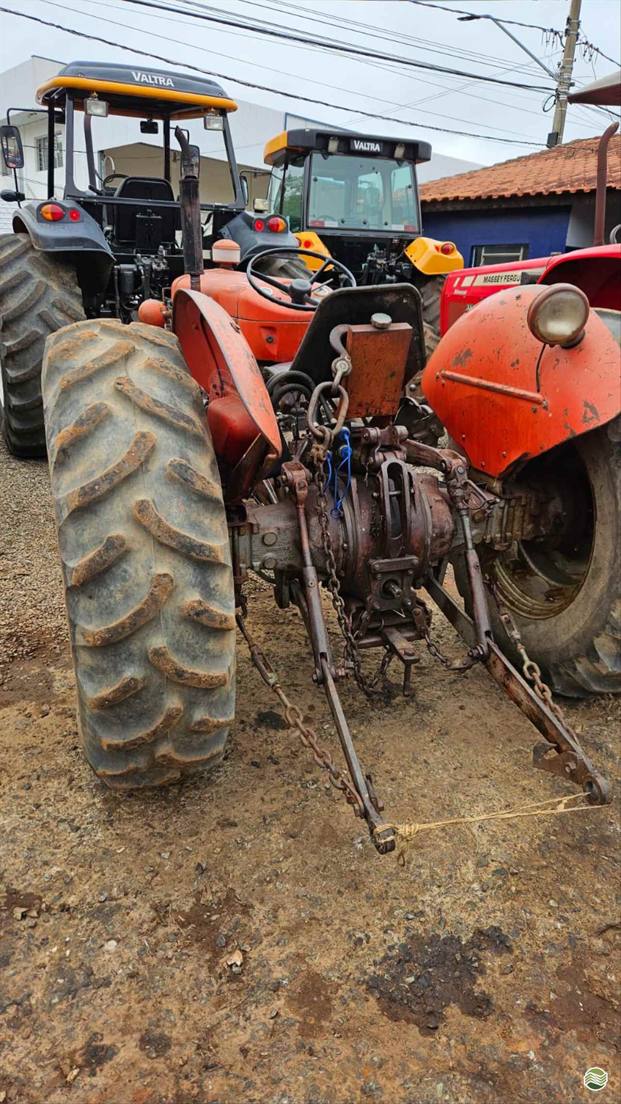 TRATOR MASSEY FERGUSON MF 65 Tração 4x2 Makes - São Miguel SAO MIGUEL ARCANJO SÃO PAULO SP